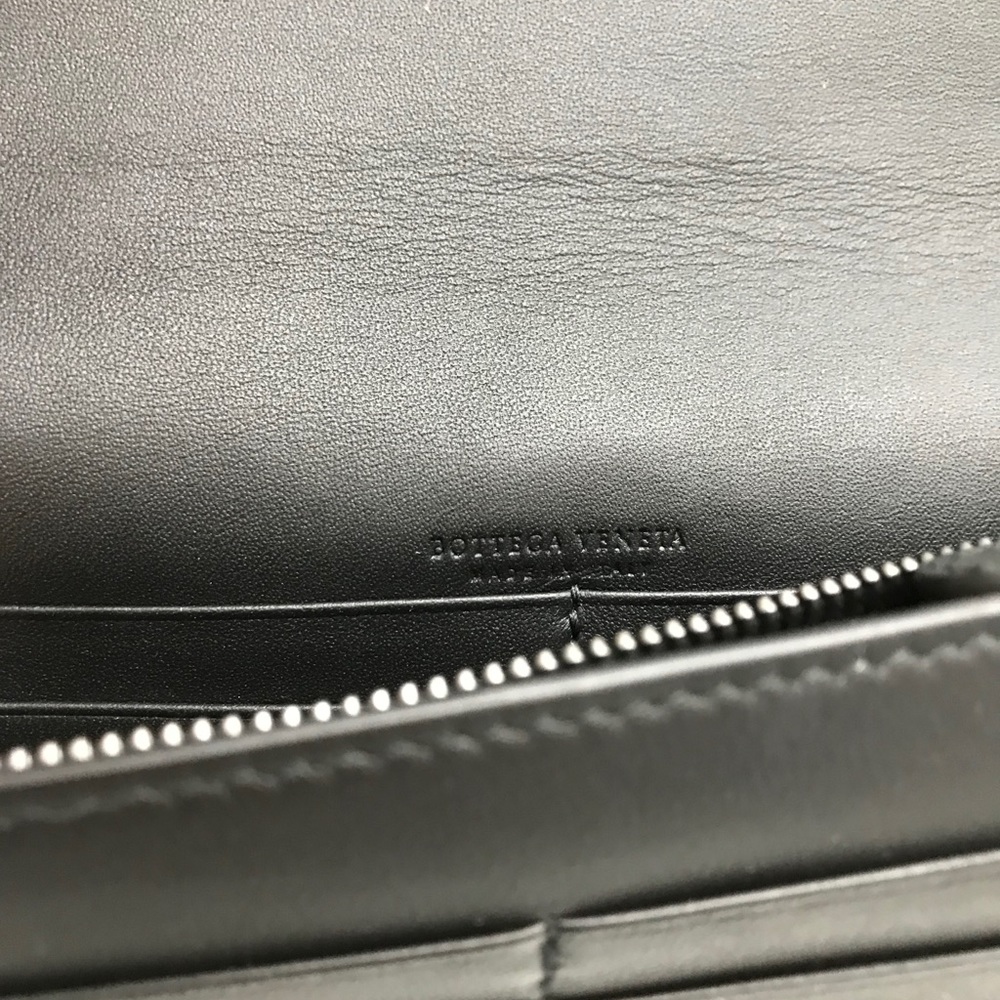 BOTTEGA VENETA Snakeskin intrecciato Crossbody - Picture 6 of 16
